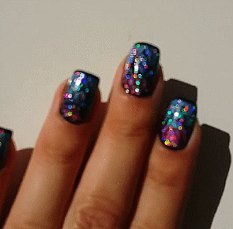 nailpornography:  Holographic Gradient 
