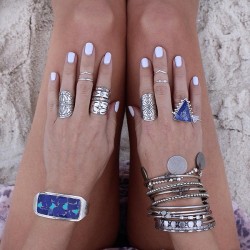 freepeople:  freepeople:  Electric Stone Hard Bangle Set styled by gypsylovinlight on FP Me   We &lt;3 bangles. 