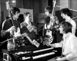 gringo60s:  Pink Floyd spend the day at Abbey