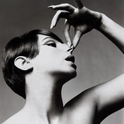 Adreciclarte:  Barbra Streisand By Richard Avedon