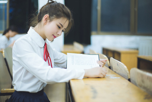 女子高生