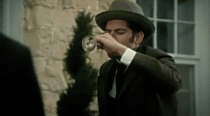 murdoch-and-julia:Detective Watts + Wine
