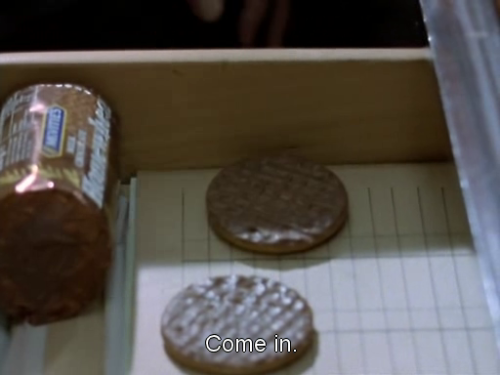 Things I hope will happen in Endeavour s5: Strange getting a biscuit drawer.