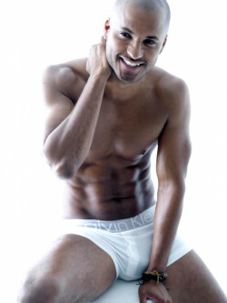 mynewplaidpants:  This is Ricky Whittle,