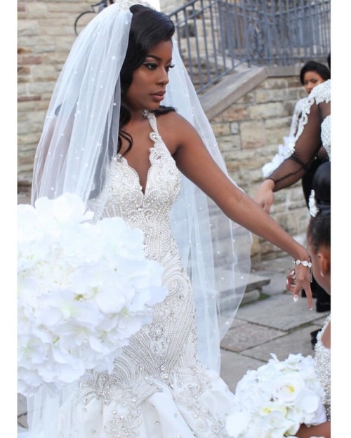 nigerianwedding: Details on the dress  Congrats @yaabarbie  : @royallimage #kingandbarbie #NigerianW