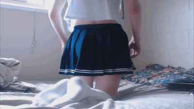 Porn photo subbii:  Here is a schoolgirl gifset to celebrate