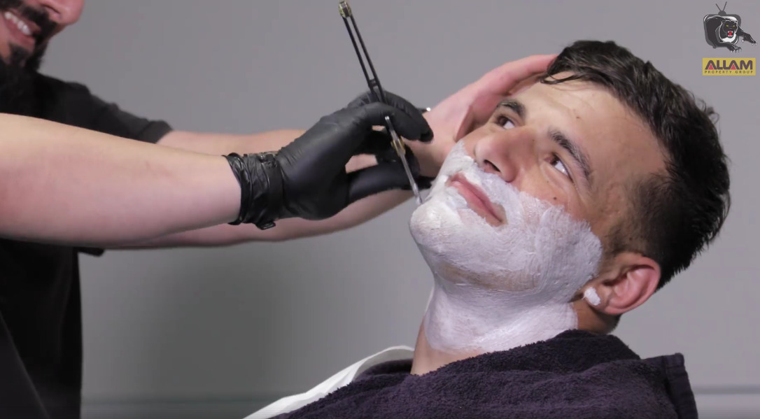 roscoe66:  Josh Mansour of the Penrith Panthers shaves off his beard for charity.