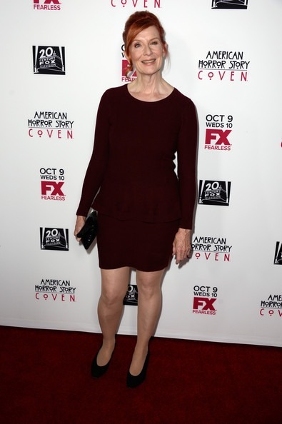 youredoingitwrong-cut-vertically:  Some of the cast at the premiere. 