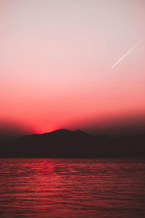 debelice: Joshua-Fuller   unsplash