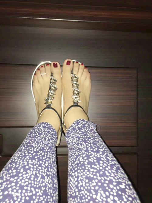 gabprincess01:  Another gift from a follower 😍🙈😘👣
