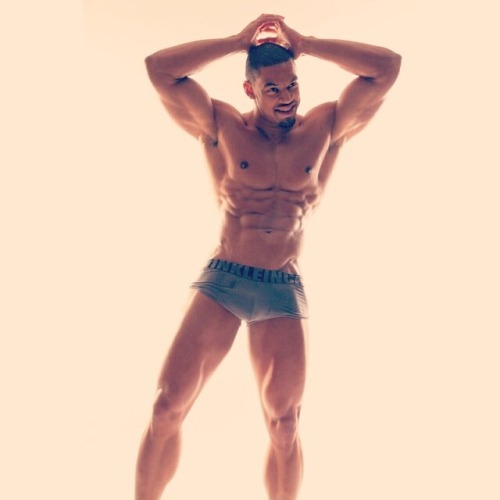 https://questlove4men.tumblr.com/post/116202623669