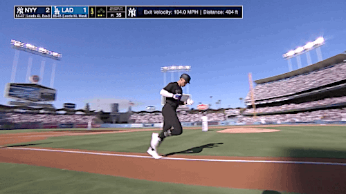 Aaron Judge homers off Clayton Kershaw after promising a fan that he would.  Judge homered in a