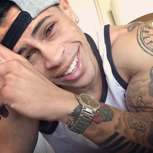 jukadiie:  Travie 