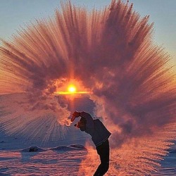 mountainvagabond: This is what happens when you throw water in the air at -40 degrees.
