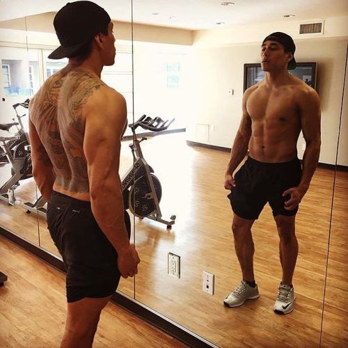 Beautiful #asianhunk i found on instagram by amazingstudsph - January 18, 2016 at 01:55PM #BAM