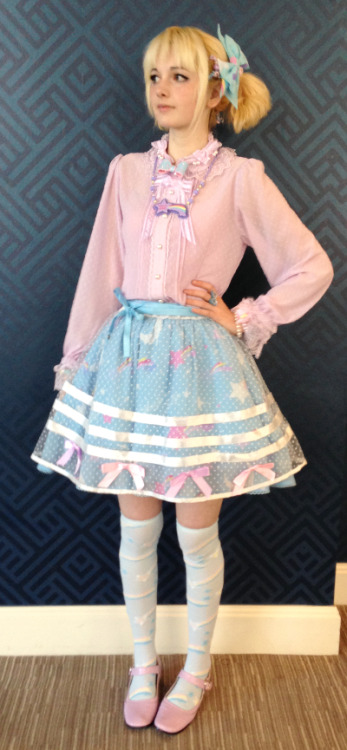 lavenderlilly:  AP’s Dream Sky paired with BtSSB Fantasy Blouse and ManiaQ overskirt 