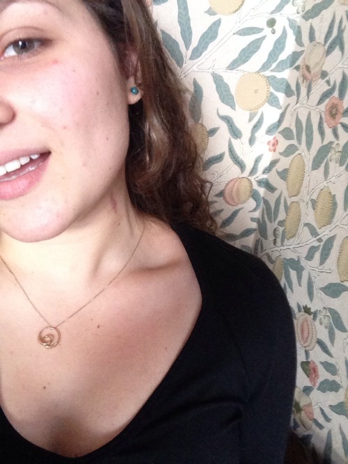 Hi