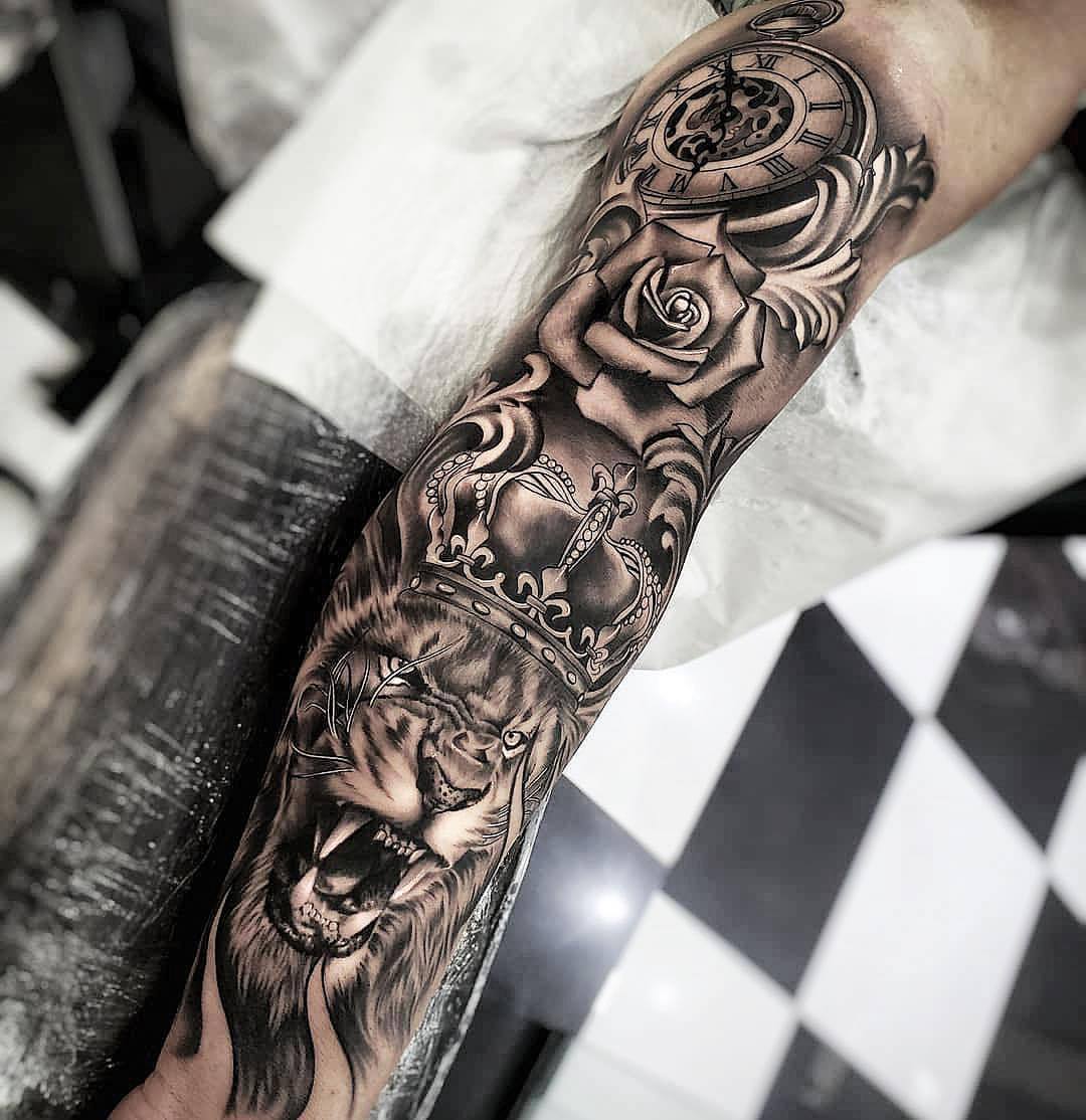 Details more than 64 lion and rose tattoo best  thtantai2