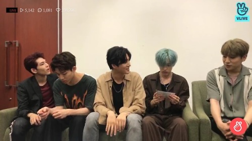 Some screenshots from day6’s most recent vlive