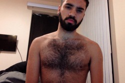 nvclearbomb:  Papi asf