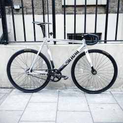 hipstersled:  http://hipstersled.tumblr.com/