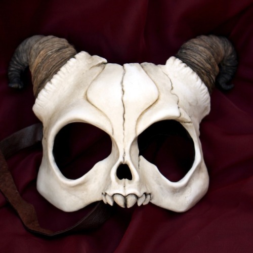 aishavoya:Handmade skull masks, resin cast with leather straps and fabric backings. Available at ais