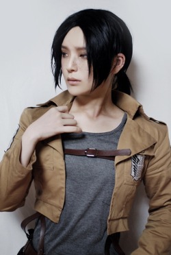 tsunderekanda:  Ymir~~  