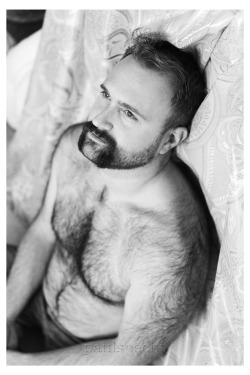 thebearunderground:  The Bear Underground Archive  11,000+ posts of the hottest hairy men around the globe. 
