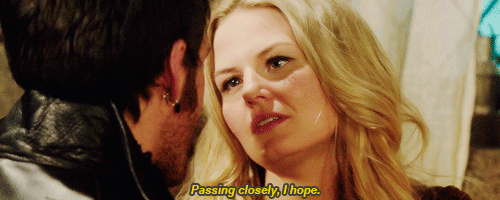 emmasneverland:  shameless flirting 101 presented to you by e. swan & k. jones 