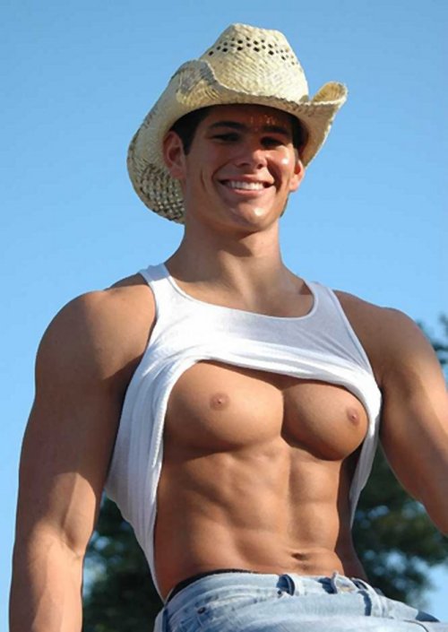 daddylovestofuk:  Young tex has nice ” c” cup tits 