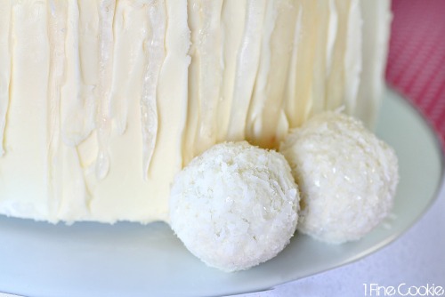 Winter wonderland snow angel cake. Complete with snowflakes, snowballs, icicles, and snow angels.Hol