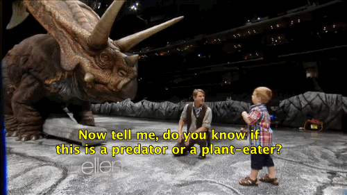 mishasminions:  “YEAH, I’VE SEEN A LOT OF DINOSAUR MOVIES IN MY DAY” 