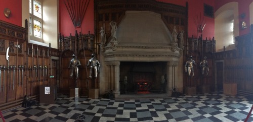 pursuing-it-with-eager-feet:My favorite part of the castle!!!