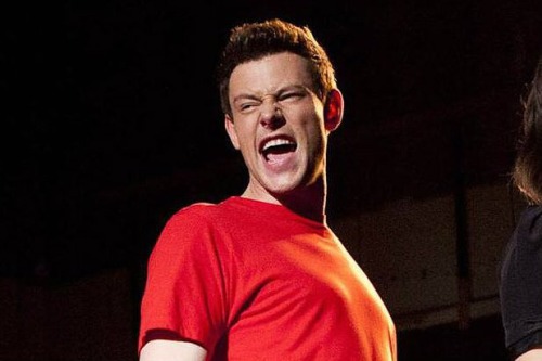 Finn Hudson is the star quarterback of William McKinley High School. He enjoys to sing and attempts 