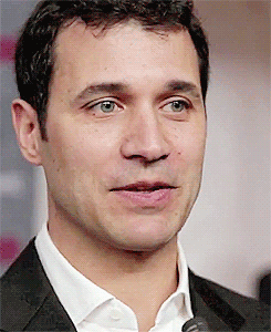 matthulksmash:  elfogadunk:   (x)  Can we please appreciate what a hot piece of ass