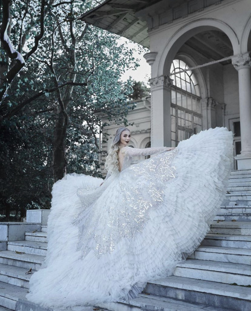 lacetulle:  Malyarova Olga Couture