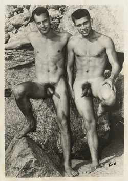 vintagemusclemen: This pairing of Bill Grant with Dick Knight was photographed by Bruce of LA.