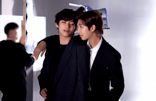 They’re So Stunning (❁´◡`❁) [cr. Beehobi94]