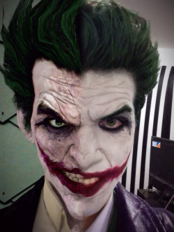 Ladyvandaele:  Jokercosplay:  Check Out My Arkham Origins’ Joker Preview Make Up.