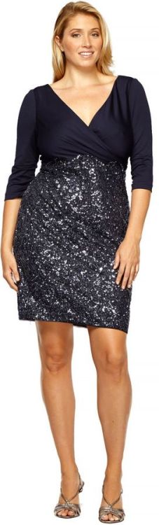 beautiful-real-women:  Cocktail Dress for the beautiful curvy girl with ¾ Sleeve in Navy