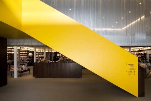 Livraria da Vila, Cidade Jardim Mall, São Paulo, Brazil,Designed by Isay Weinfeld