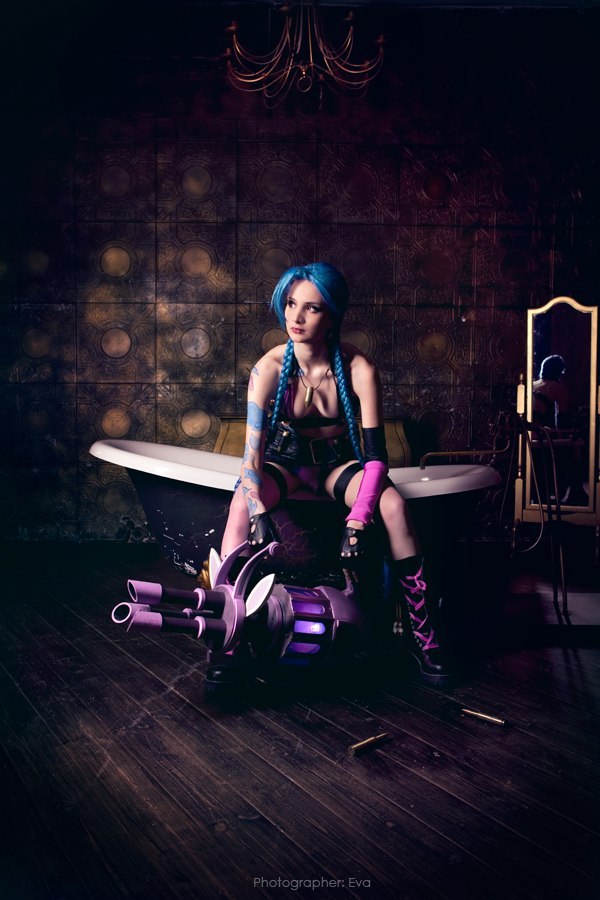 kamikame-cosplay:  With love from Russia: fantastic Jinx cosplay from League of Legends