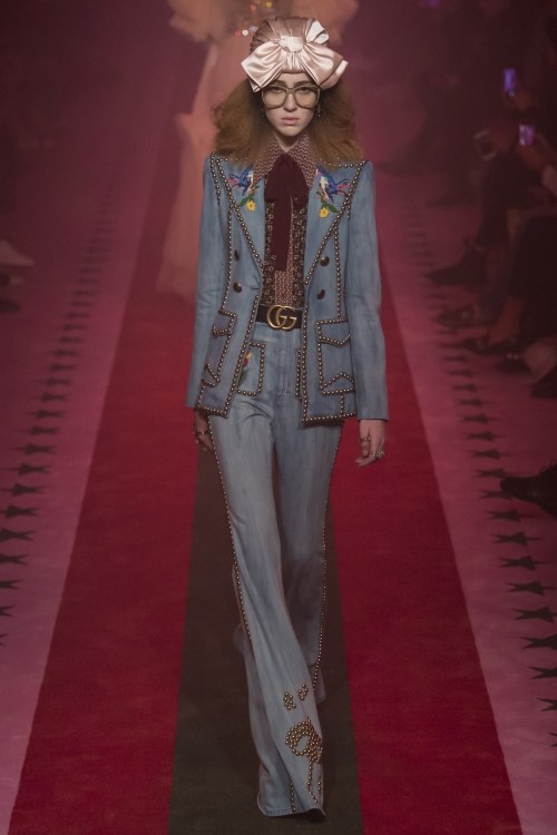 Gucci  Ready to wear spring 2017 by Alessandro Michele