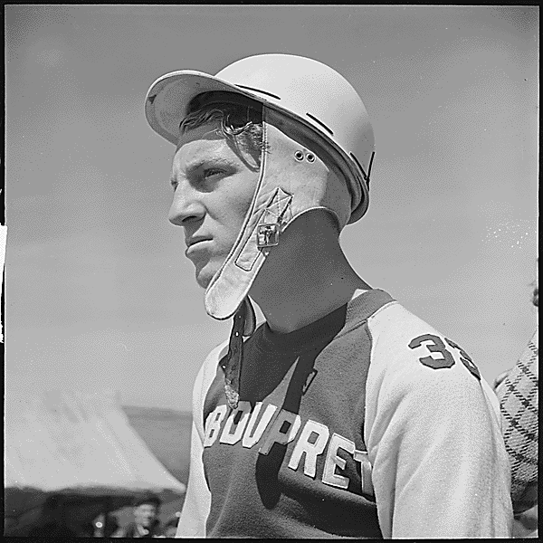 todaysdocument: “Santa Clara County, California. Motorcycle and Hill Climb Recreation. At the start of the course. The going gets even rougher and steeper further on. The crowd in the background is composed almost entirely of young fellows. At the