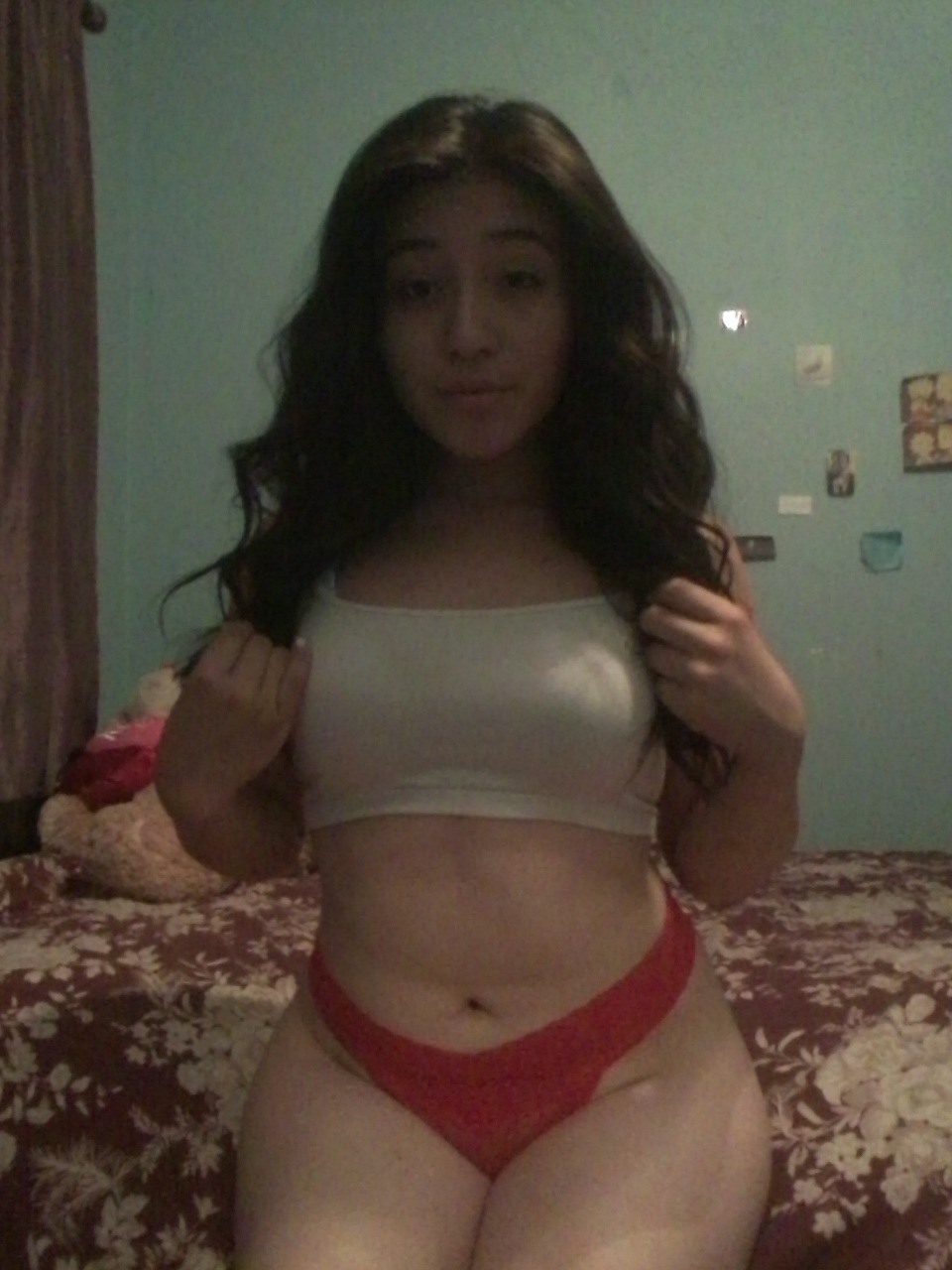 b-a-freakandgeek:  Use &amp; abuse me.     (Don’t mind my sleepy face)