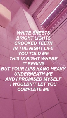 lonelyteens:  is there somewhere : halsey