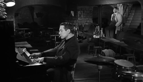 Paul Newman , Sidney Poitier in Paris Blues (1961), directed by Martin Ritt 