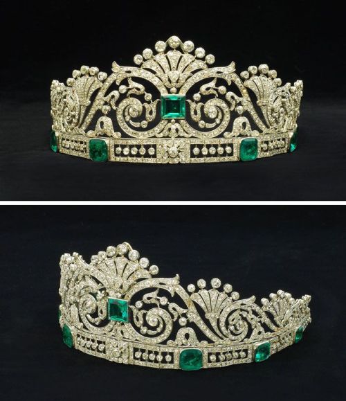 shewhoworshipscarlin: Tiara by Marzo, 1915, Spain.