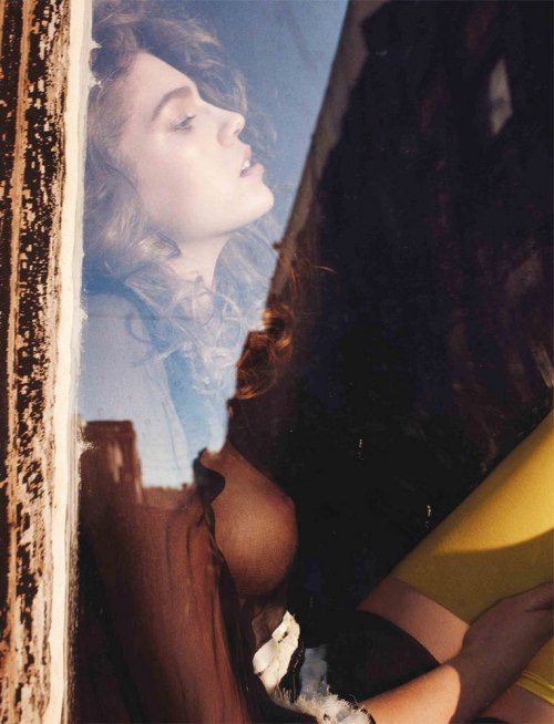 myperfect10s:  Samantha Gradovillehttp://myperfect10s.tumblr.com/