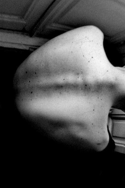 t-r-i-d-e-n-t:    ♆  